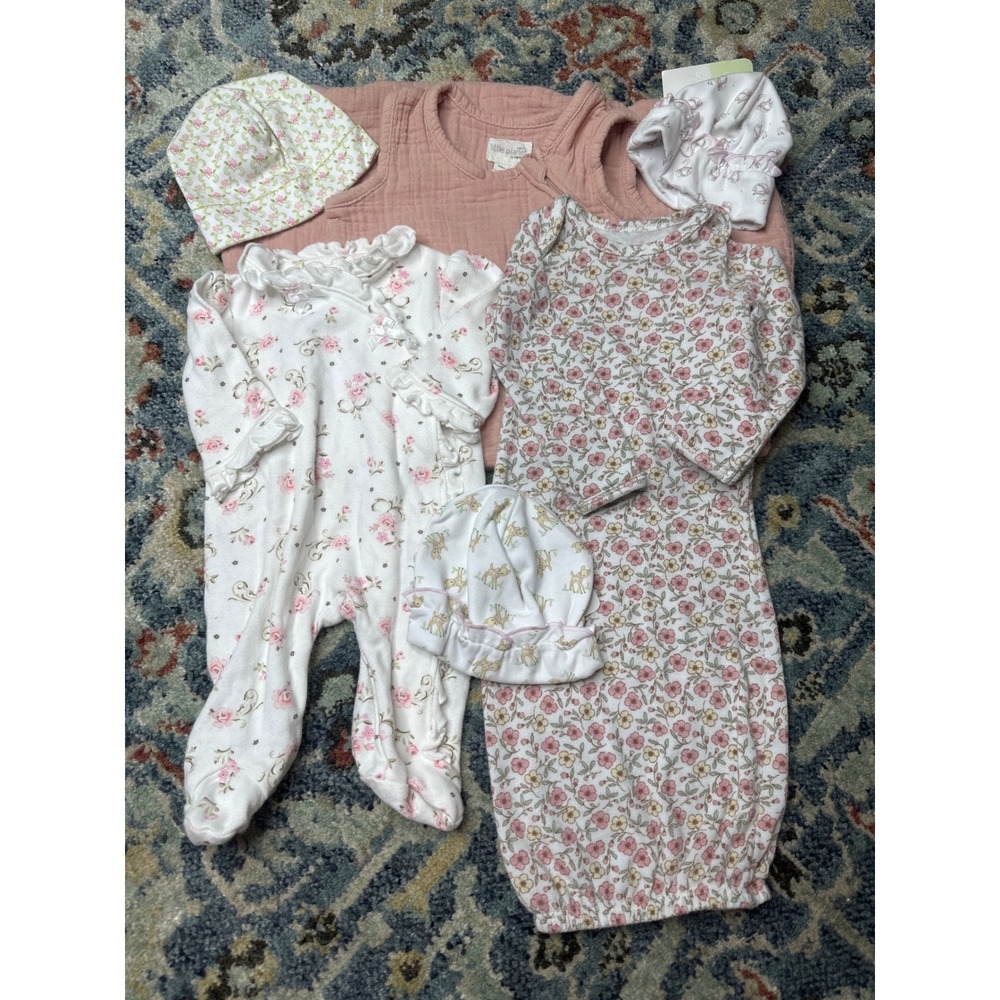 Newborn Bundle Magnolia Baby Little Planet Bundle Girls NB Floral Hats SleepSack